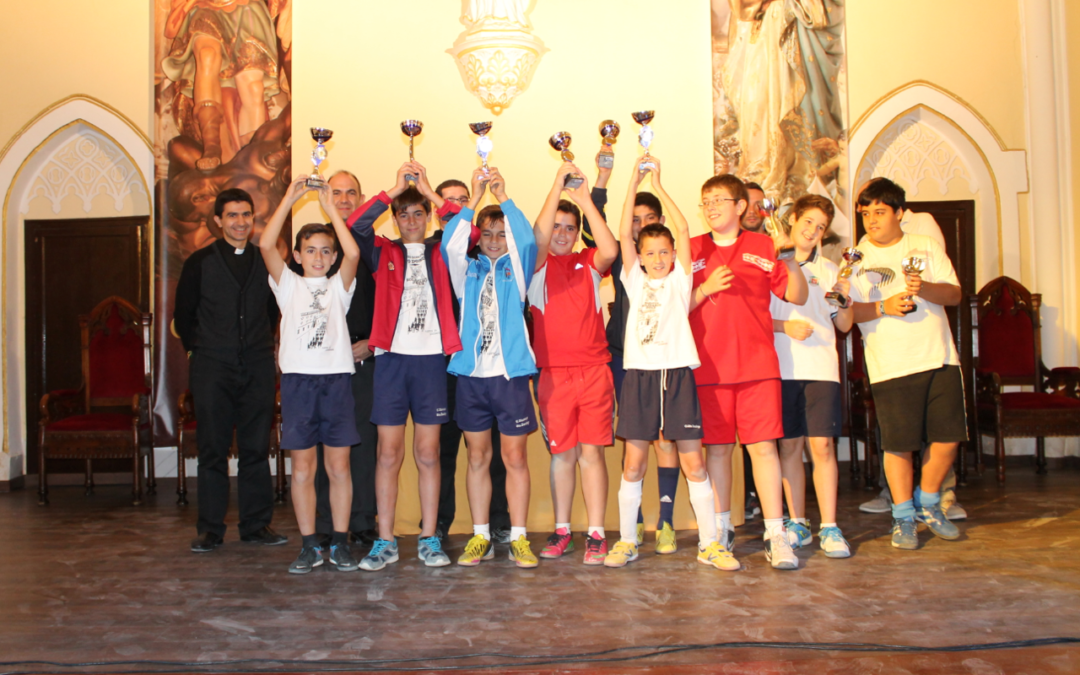 Campeones alevines y subcampeones infantiles. Torneo Fútbol San Miguel