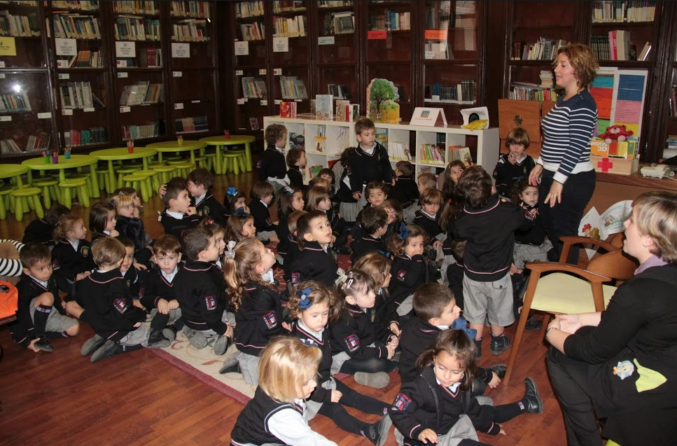 La hora del cuento en la Biblioteca