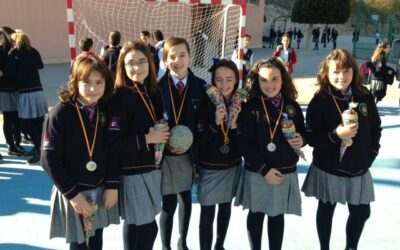 Entrega de trofeos Campeonato de Volleyball del comedor.