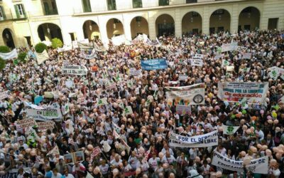 PARA ESTAR BIEN INFORMADOS. CONCAPA.  Padres en la Lonja