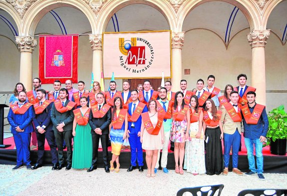 La EPSO de la UMH celebró su Graduación en nuestro Claustro