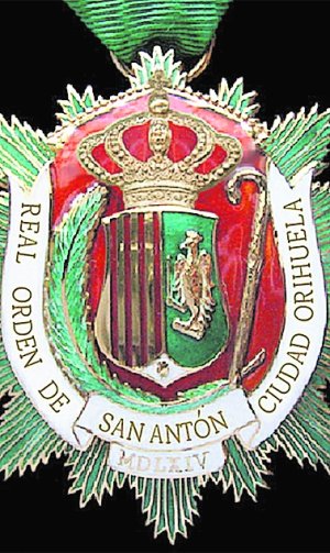 La Real Orden de San Antón distingue a la Dirección del Colegio