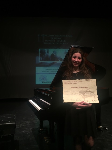 Premio internacional de piano para Rocío Fabregat, de 2º Bachillerato