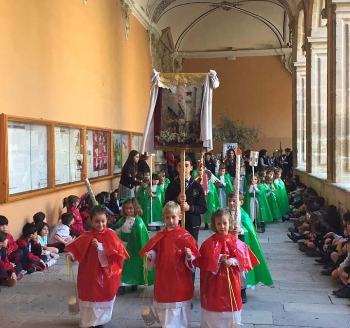 PROCESIÓN DE SEMANA SANTA