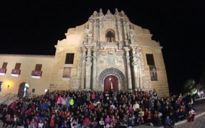 LA COMUNIDAD EDUCATIVA DEL COLEGIO DIOCESANO SANTO DOMINGO PEREGRINA A CARAVACA DE LA CRUZ CON MOTIVO DE SU AÑO JUBILAR