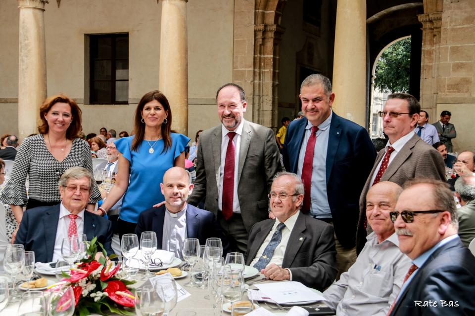 EL XIV CONGRESO NACIONAL DE COMUNIDADES DE REGANTES CELEBRA SU CLAUSURA EN EL COLEGIO