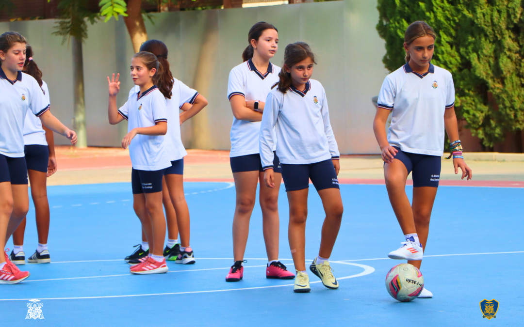 Nuestras chicas comienzan los entrenamientos de fútbol femenino